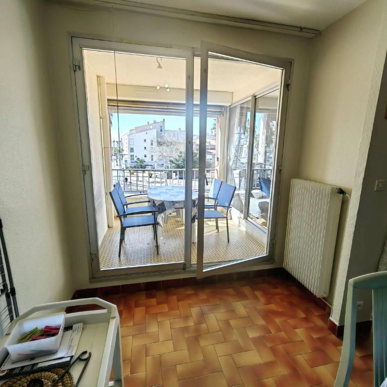 Spacieux T3 au Centre Port, Résidence avec Piscine, Cap d'Agde - FR-1-607-10 - Appartement (6 Adultes) - 23