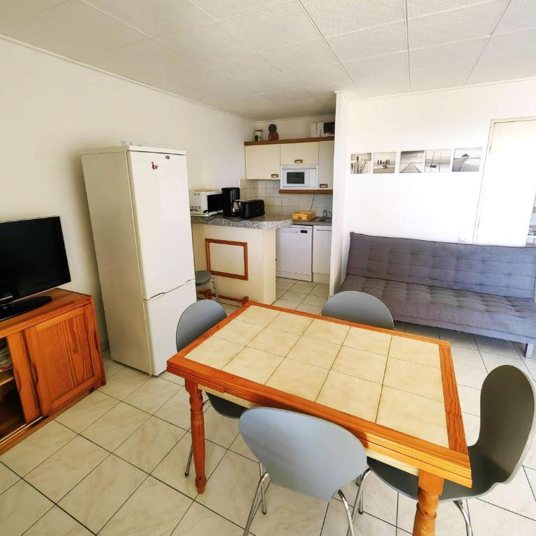 Spacieux T3 avec vue mer, résidence avec piscine - FR-1-607-101 - Appartement (6 Adultes) - 7