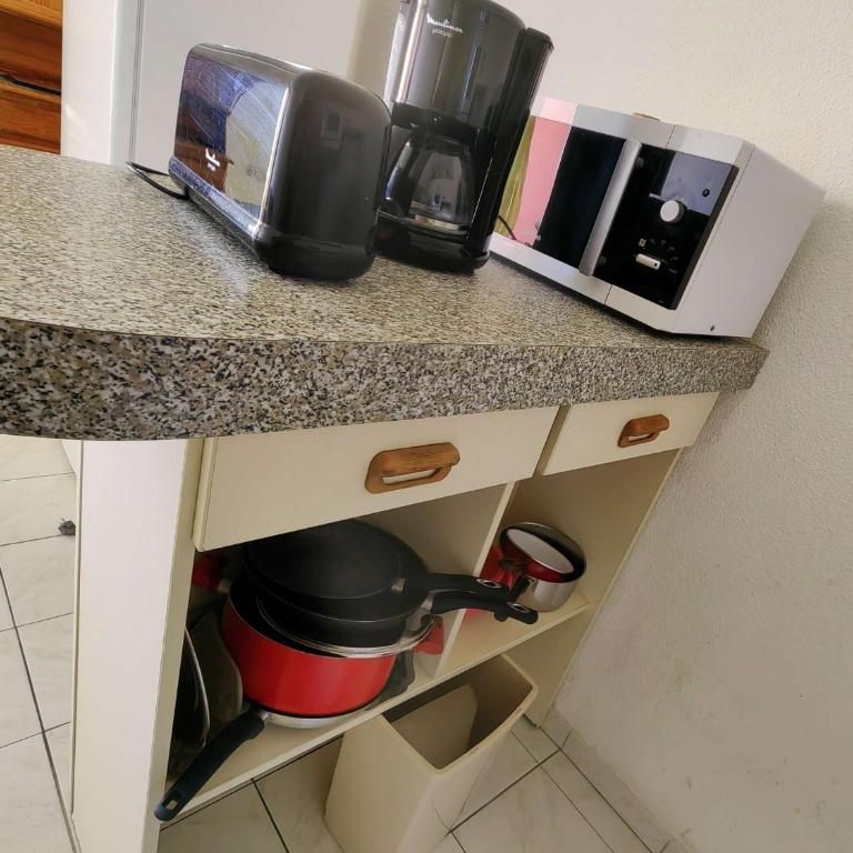 Spacieux T3 avec vue mer, résidence avec piscine - FR-1-607-101 - Appartement (6 Adultes) - 9