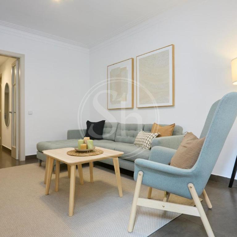 Eixample apartment - Three-Bedroom Apartment - 13