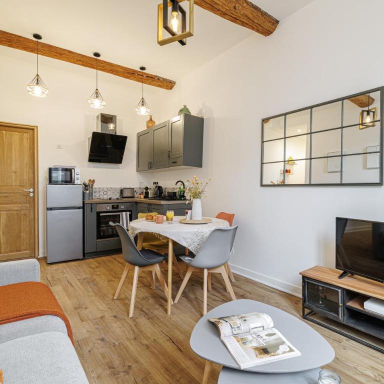 Old town Antibes Superb new flat, for 3, AC, Wi-Fi - Appartement 1 Chambre - 17