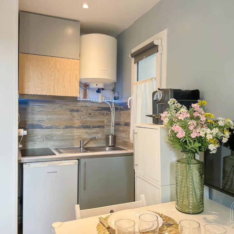 Studio climatisé dans le centre-ville de Sanary - Appartamento Monolocale - 4