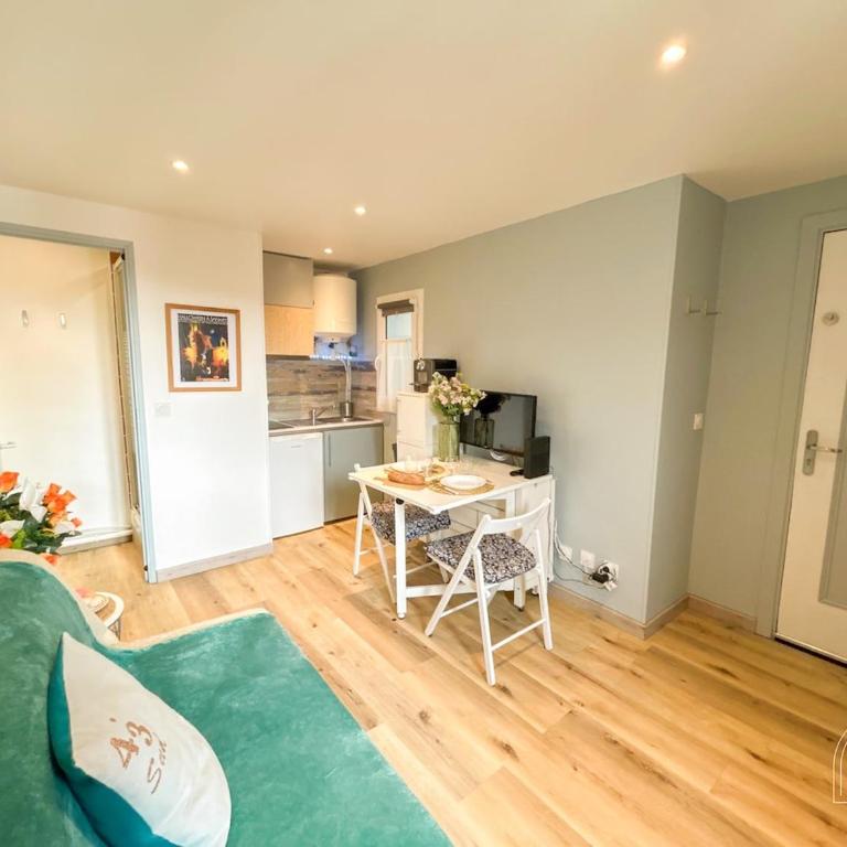 Studio climatisé dans le centre-ville de Sanary - Appartamento Monolocale - 16