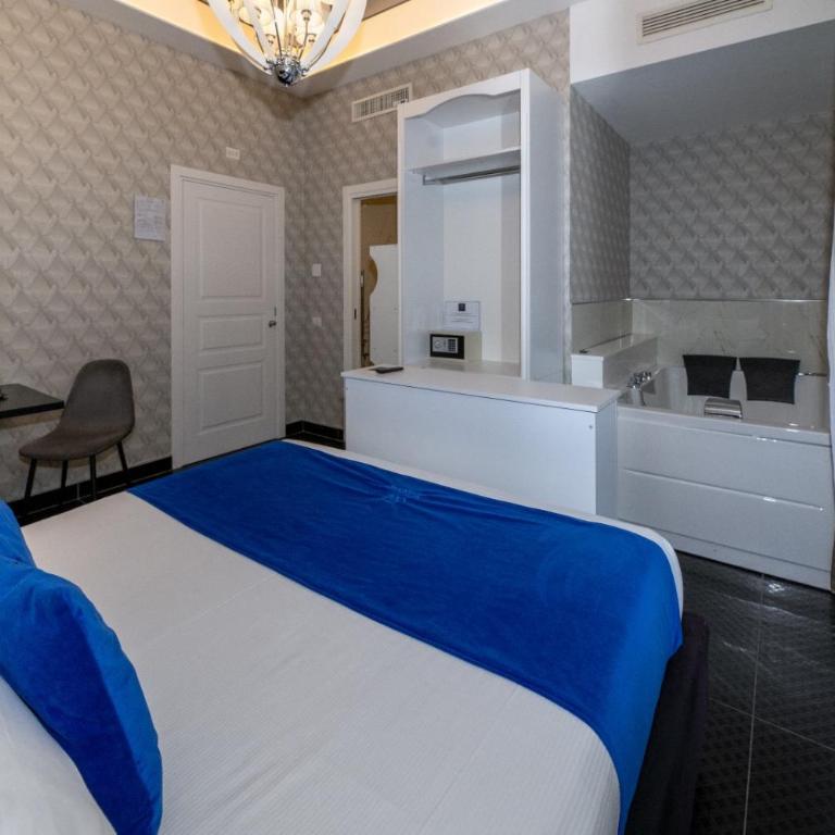 Luna Luxury Bed and Breakfast - Deluxe Double Room - 20