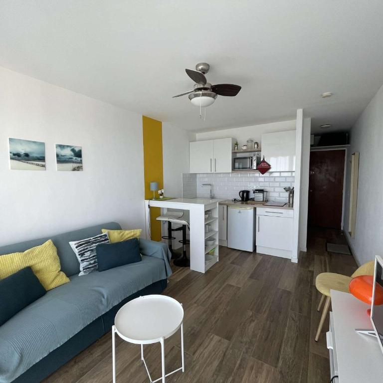 Studio lumineux au Lavandou - Vue mer - FR-1-308-81 - Estudio - 10