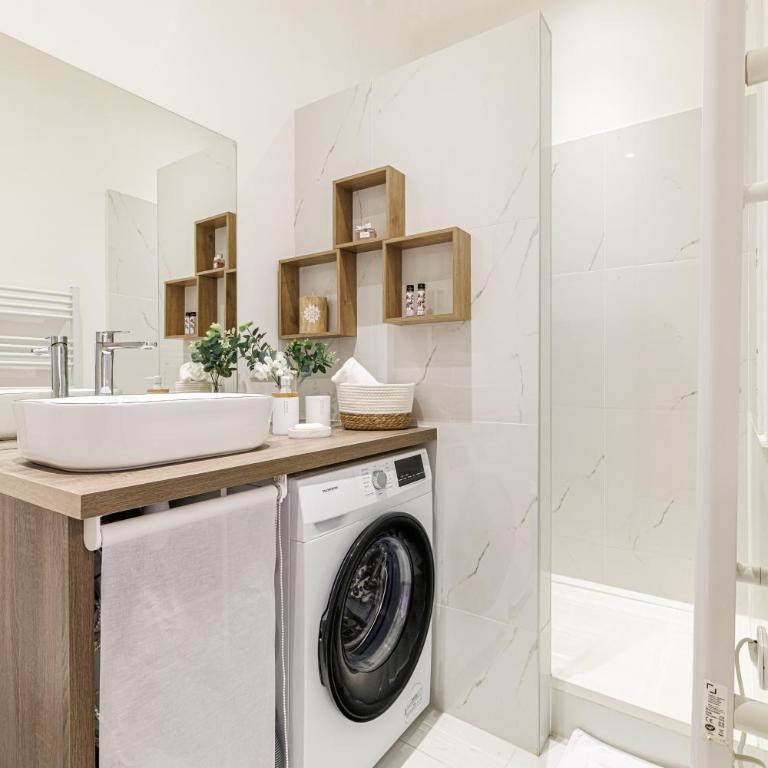 Old town Antibes Superb new flat, for 3, AC, Wi-Fi - Appartement 1 Chambre - 10