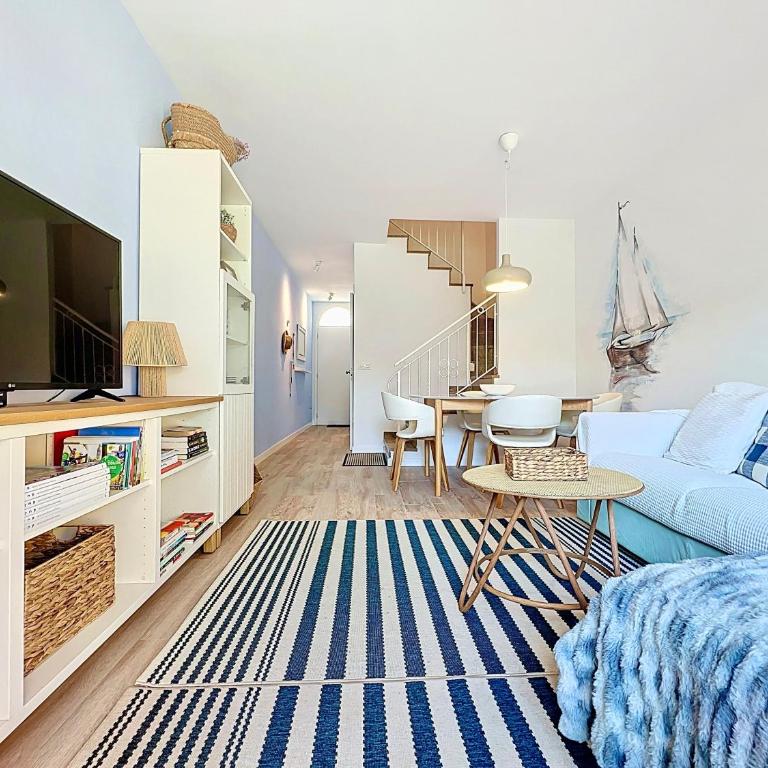 Mar Blau Estartit Rental - Two-Bedroom House - 14