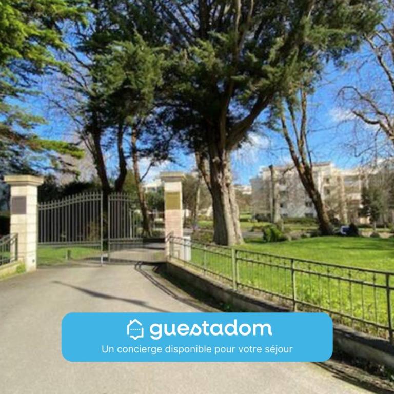 LE ROYAL - 500m plage - Wifi - Parking - Appartement - 1
