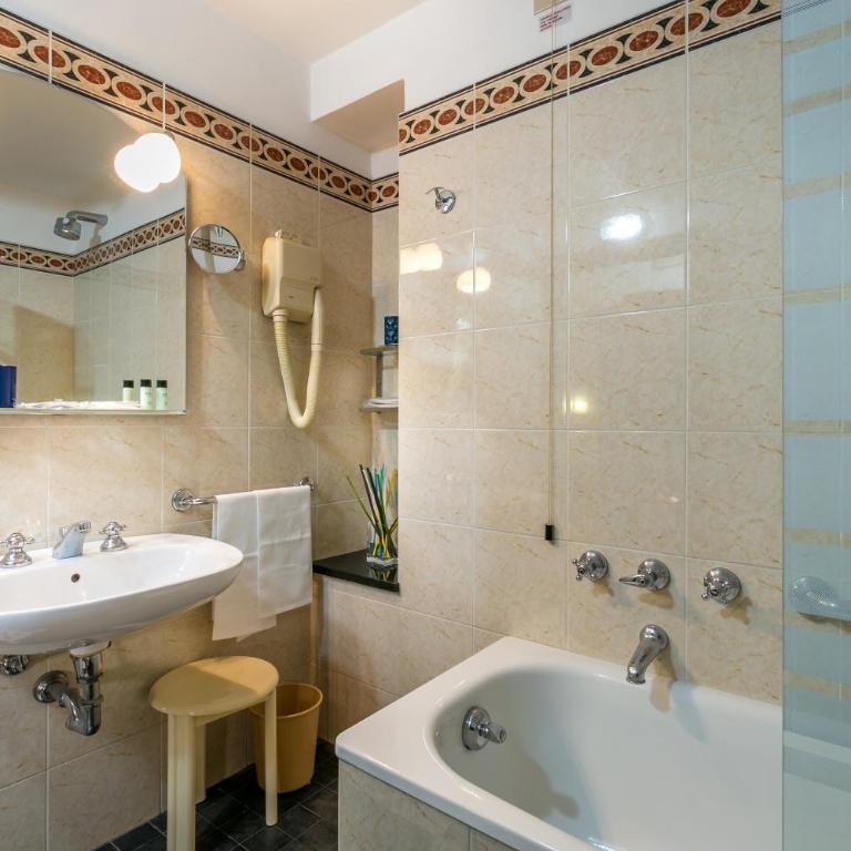 Hotel Collodi Firenze - Camera Quadrupla - 7