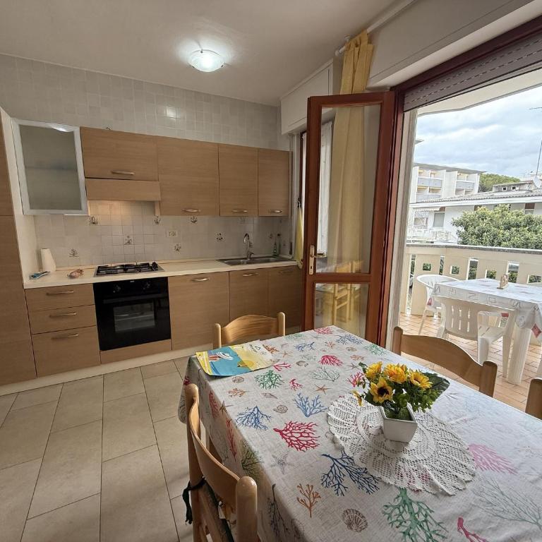Stay in our beachside flat - Apartment - 8
