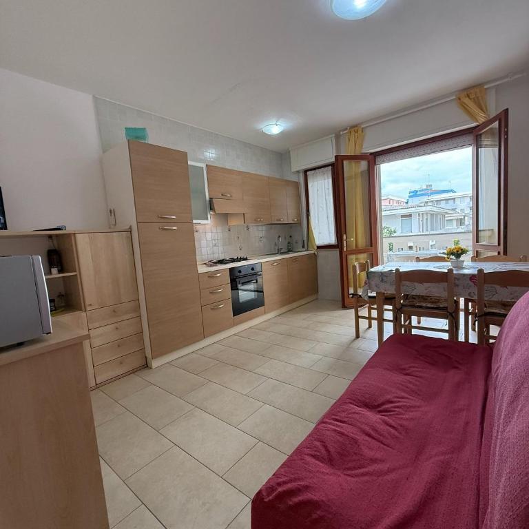 Stay in our beachside flat - Apartment - 7