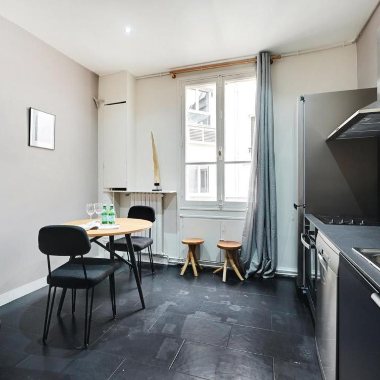 Spacieux 2P à Paris, rue Jouffroy d'Abbans proche Arc de Triomphe - Apartamento de 1 dormitorio - 7