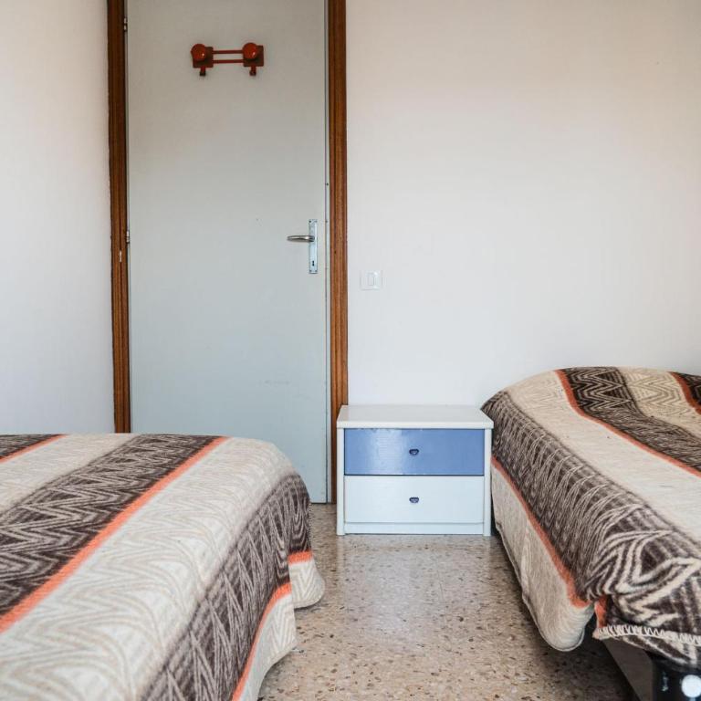 Side sea view flat for six near Bibione beach - Apartment - 9