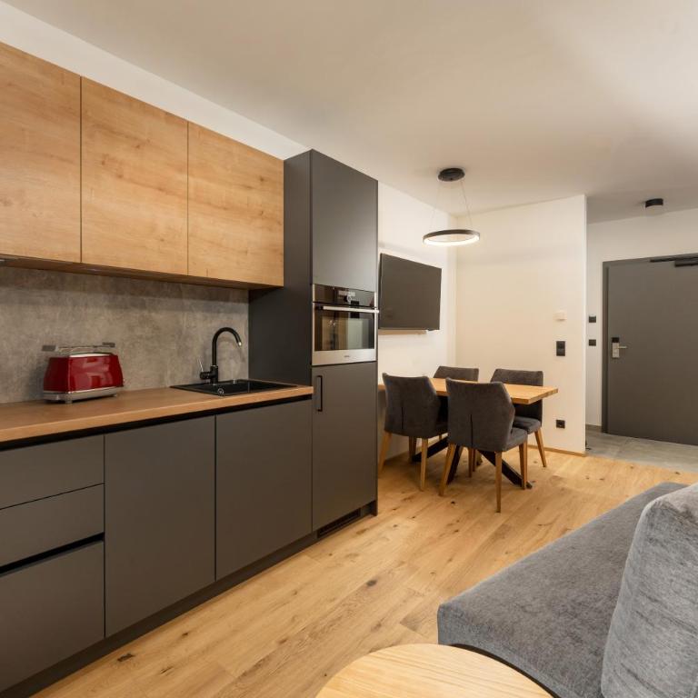 Pure Alpine Suites - Studio mit Kingsize-Bett - 7