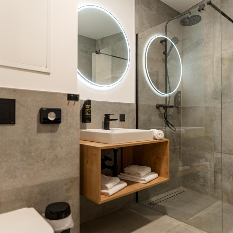 Pure Alpine Suites - Studio mit Kingsize-Bett - 6