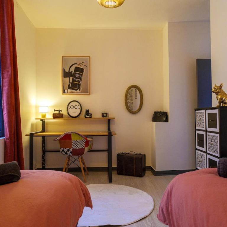 Le Cinq, Appartement de charme Place Saint Pierre Saumur - Appartement 2 Chambres - Vue sur Ville - 25
