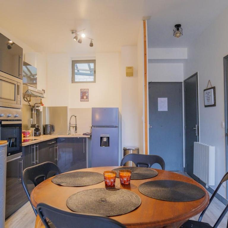 Le Cinq, Appartement de charme Place Saint Pierre Saumur - Appartement 2 Chambres - Vue sur Ville - 36
