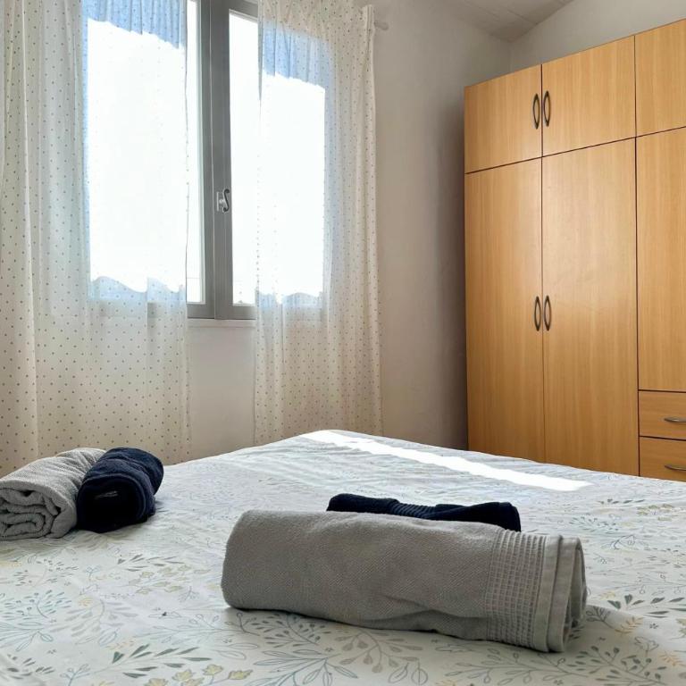 L'Isle de Cœur · Maison 6 pers, piscine & Clim - Maison 3 Chambres - 24