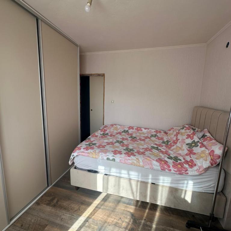Hhh - One-Bedroom Apartment - 3