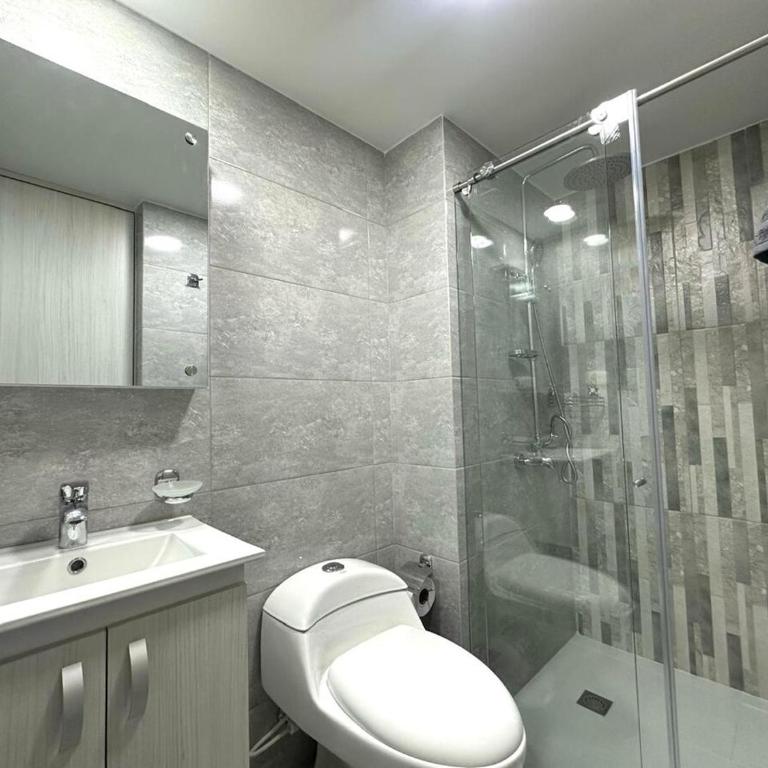 Lujoso Apto 15 min de Clínica Valle de lili y CC Jardín Plaza, 3123 - Apartamento de 3 dormitorios - 2
