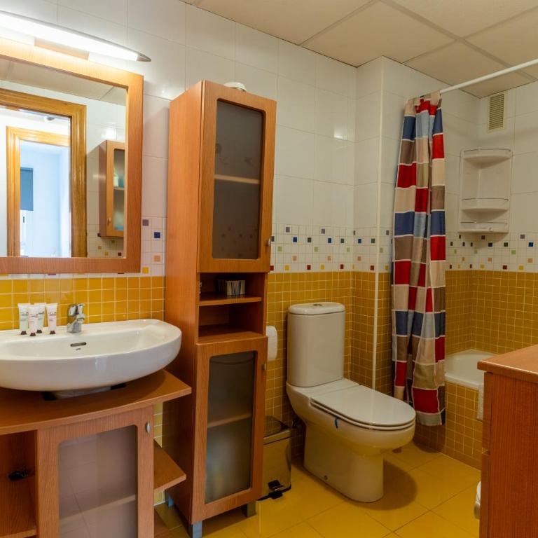 TrendyHomes Mediterráneo, excelente ubicación y gran confort - Apartamento de 3 dormitorios - 25