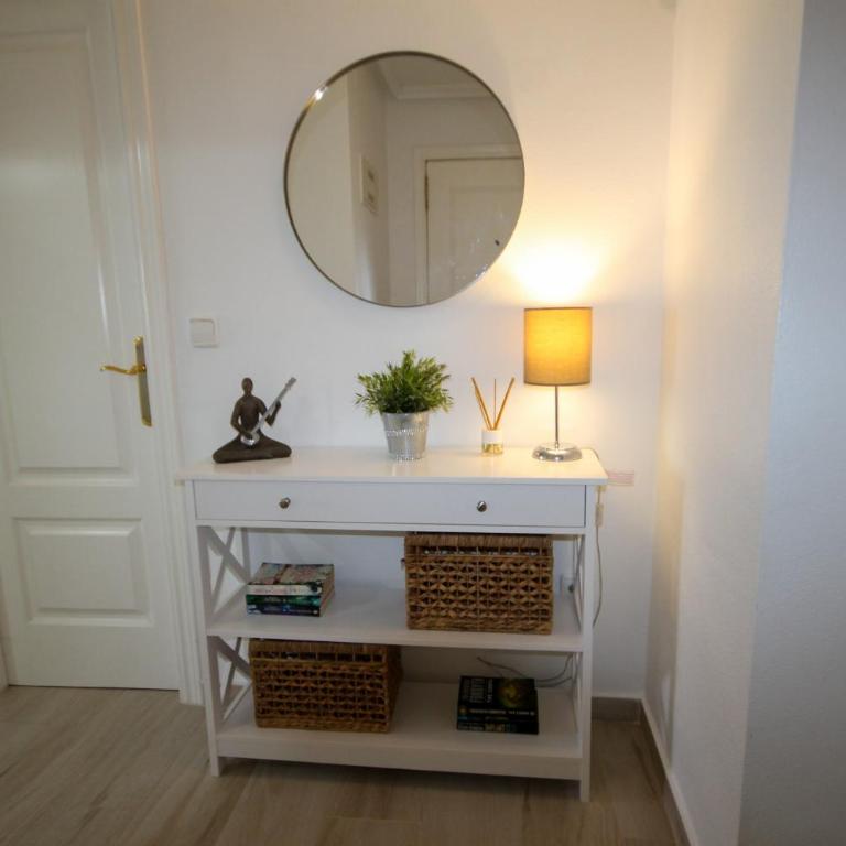 Luxury 2 bed, 2 bath apartment with sea view, central heating and new bathrooms. - Apartamento de 2 dormitorios - 9