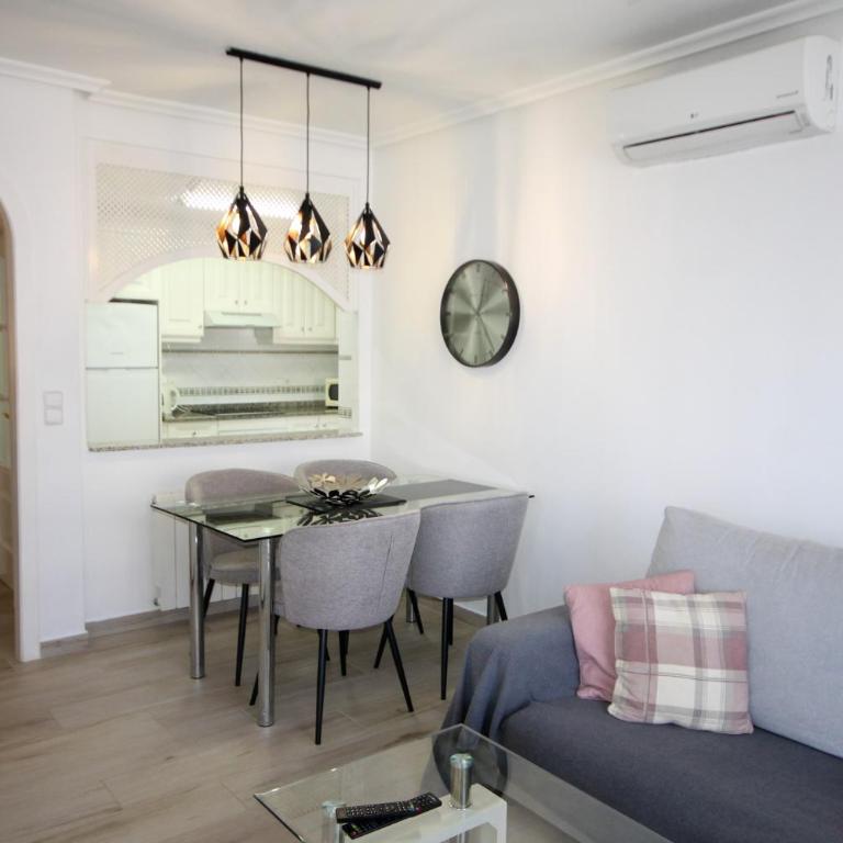 Luxury 2 bed, 2 bath apartment with sea view, central heating and new bathrooms. - Apartamento de 2 dormitorios - 6