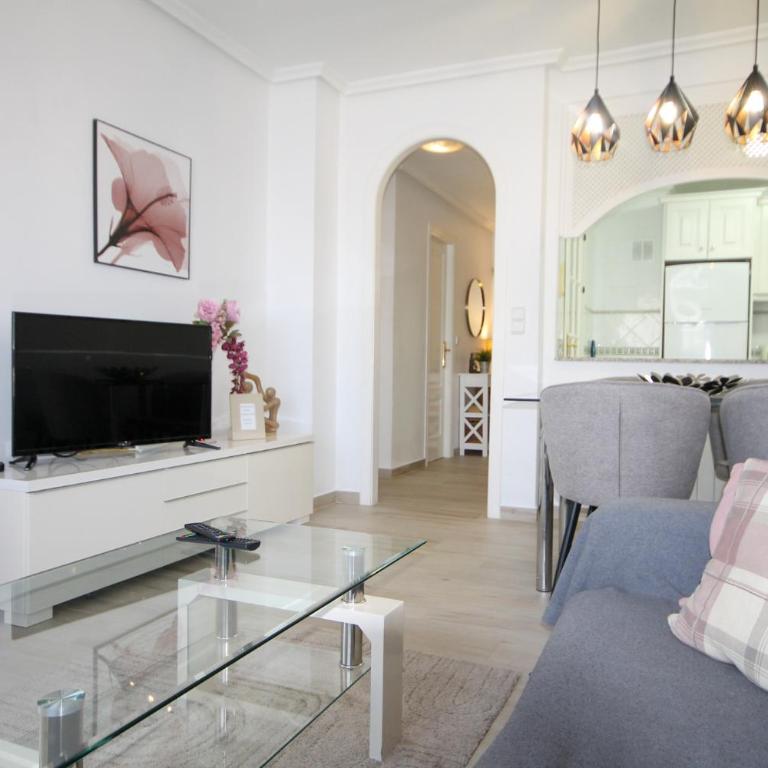 Luxury 2 bed, 2 bath apartment with sea view, central heating and new bathrooms. - Apartamento de 2 dormitorios - 2