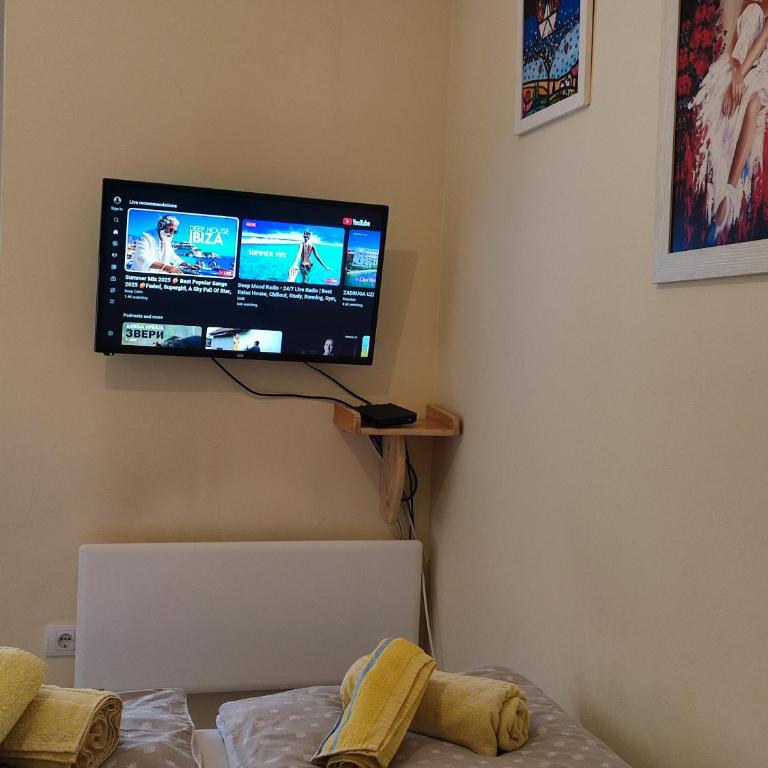 Orion Apatman - One-Bedroom Apartment - 40