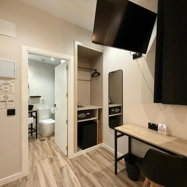 CC Opera Suites - Habitación Individual con baño privado - 6