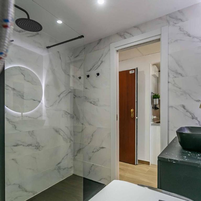 Apartamento reformado familiar, piscina y centro - Apartamento de 1 dormitorio - 22