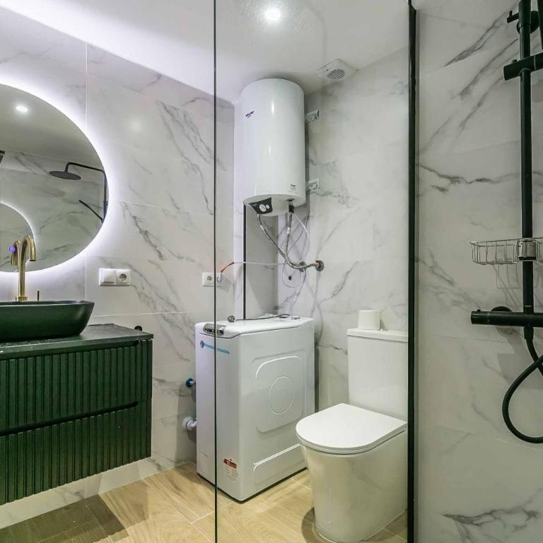 Apartamento reformado familiar, piscina y centro - Apartamento de 1 dormitorio - 6