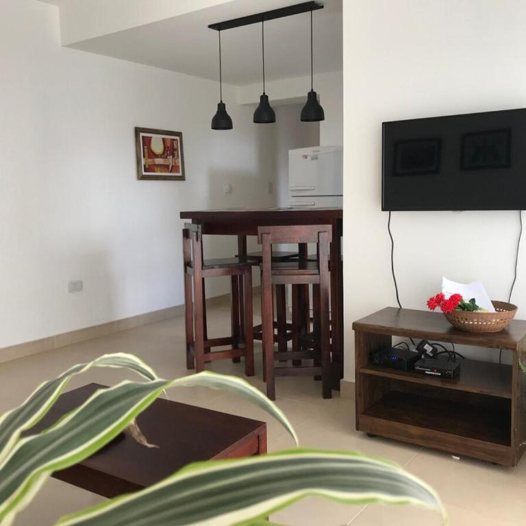 Departamento en el centro, zona tranquila - One-Bedroom Apartment - 7