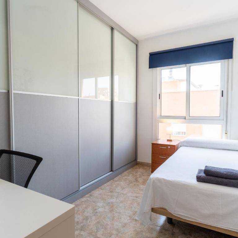 TrendyHomes Mediterráneo, excelente ubicación y gran confort - Apartamento de 3 dormitorios - 85