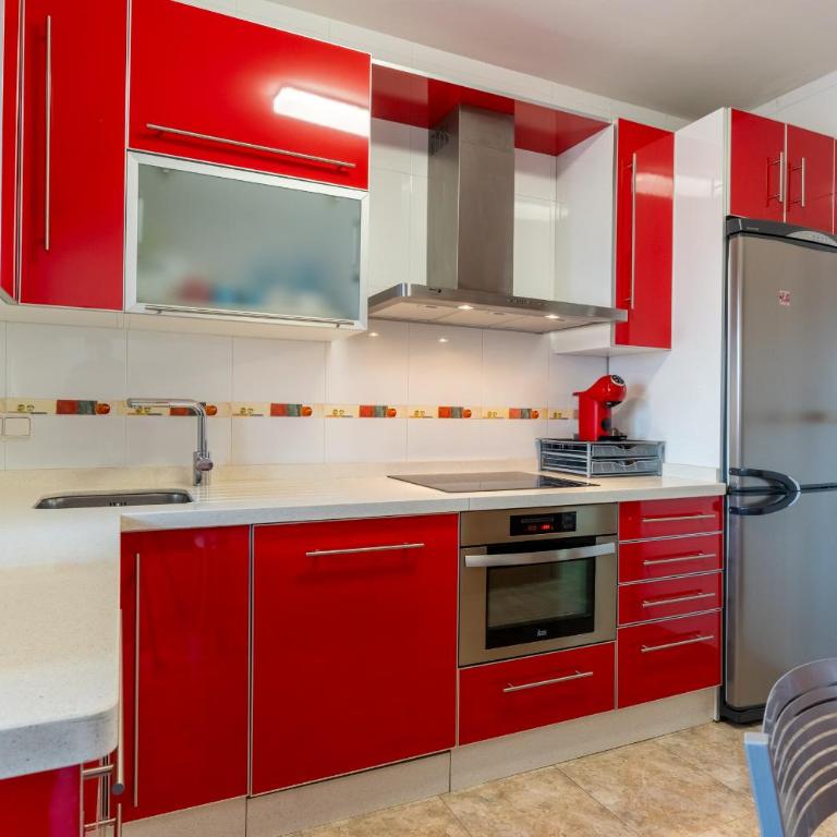 TrendyHomes Mediterráneo, excelente ubicación y gran confort - Apartamento de 3 dormitorios - 90