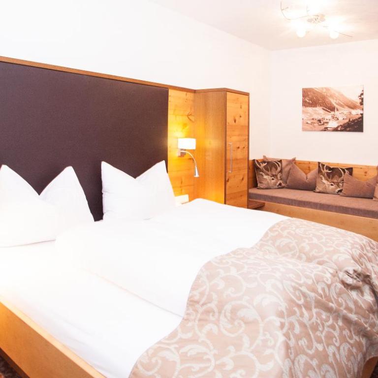 Hotel Garni Mirabell - Superior Doppelzimmer - 1