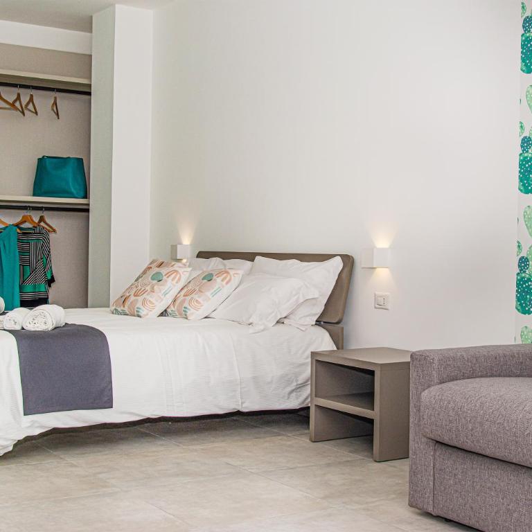 Coste Ponente Appartamenti Turistici - Double Room with Balcony - 5