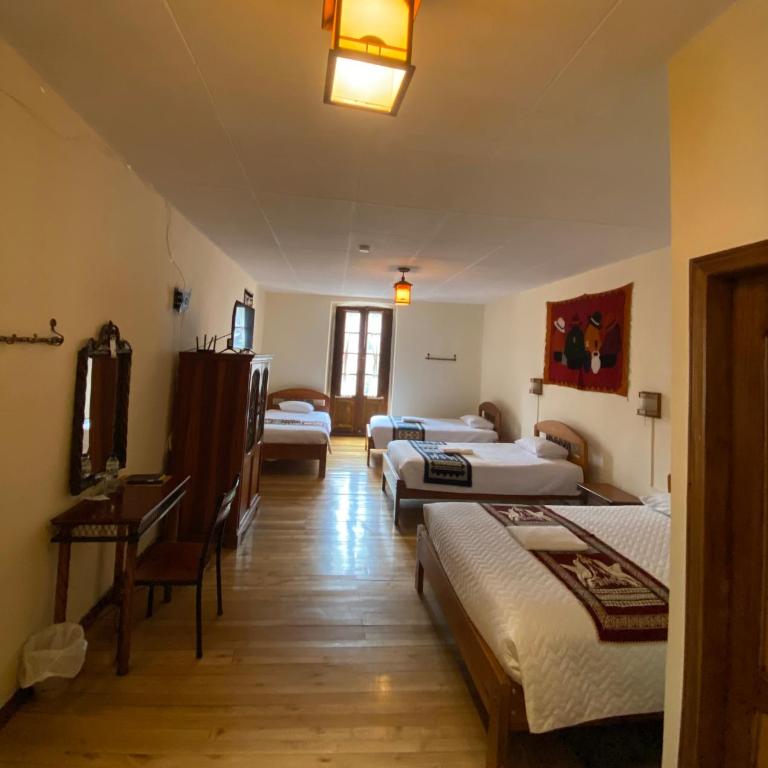 Mía Leticia B&B - Classic Quadruple Room - 1