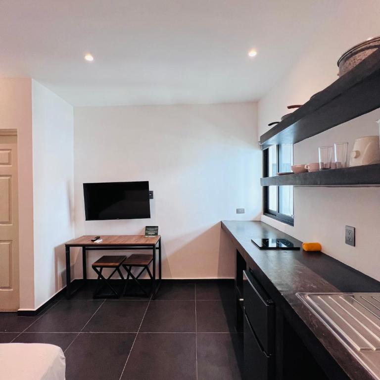 Live Coco Suites - Hotel Boutique & Rooftop - Deluxe Queen Room - 4