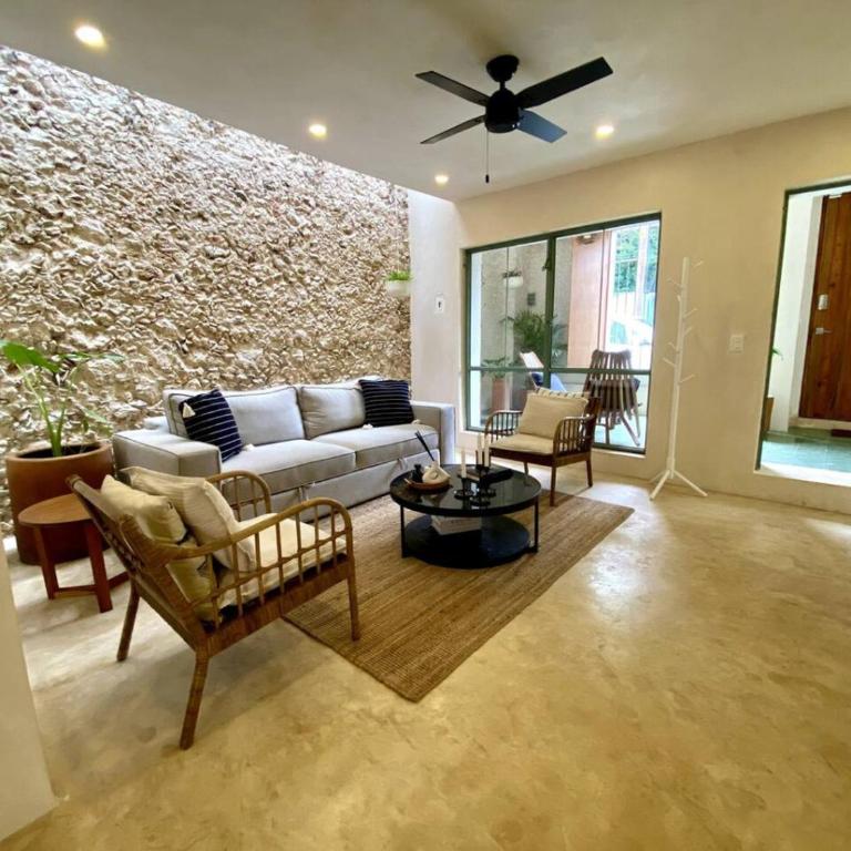 Casa Verde Maya Downtown by LAHOS - Three-Bedroom House - 44