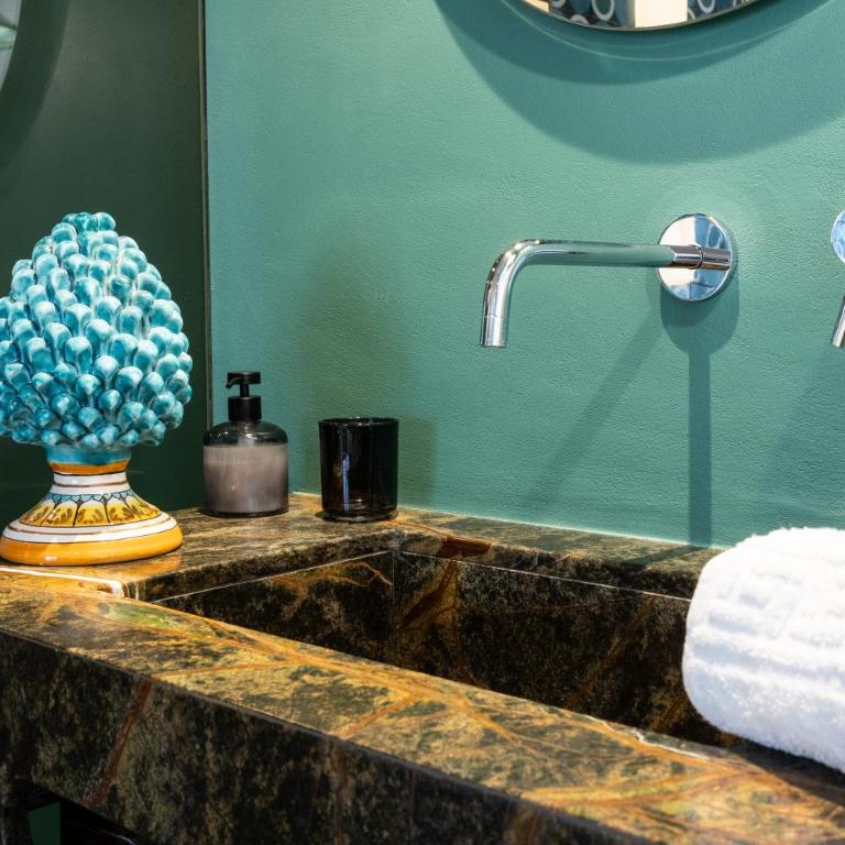 Oikos Rooms - Chambre Deluxe - 8