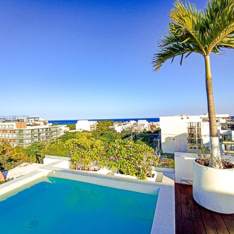 KUMARU - Wide Studio with Sunny Balcony Pool Gym Steps 2 Beach - Apartment - 18