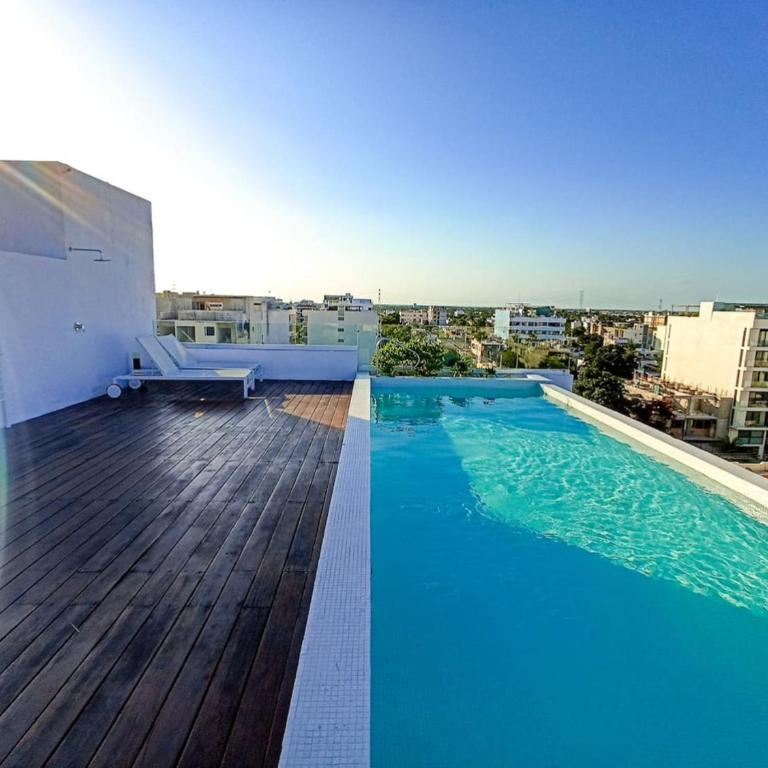 KUMARU - Wide Studio with Sunny Balcony Pool Gym Steps 2 Beach - Apartment - 21