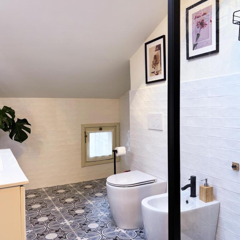 Maison Mezzanotte Mansarda Chic in Centro con Parcheggio Privato - Appartamento con 2 Camere da Letto - 39