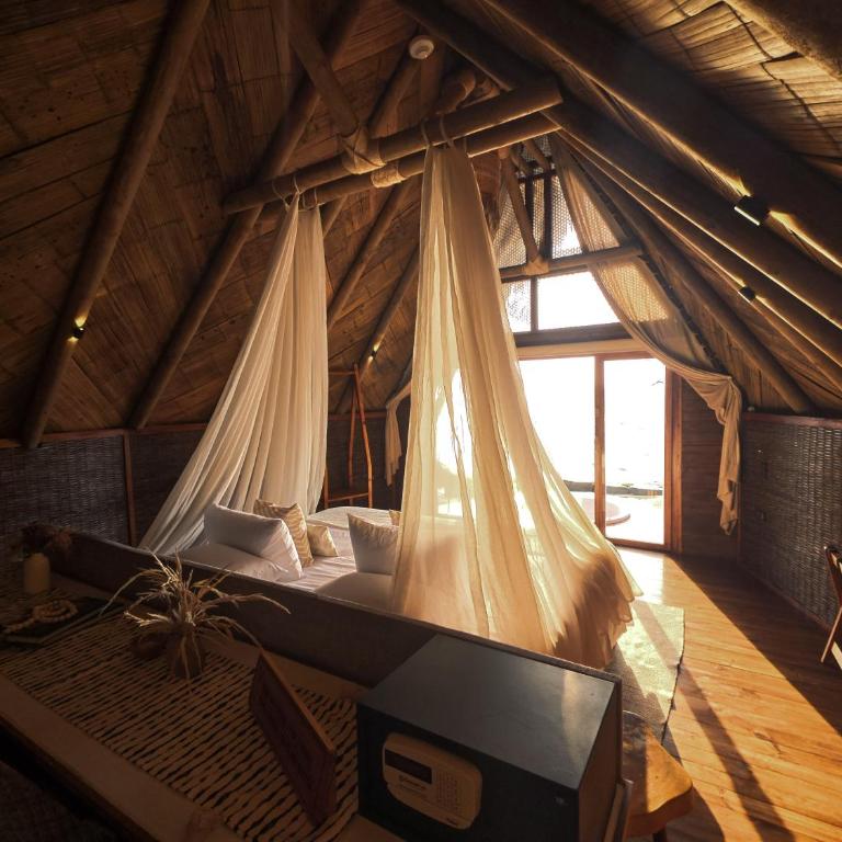Isla Corona - Habitación Doble Deluxe con balcón y vistas al mar - 7