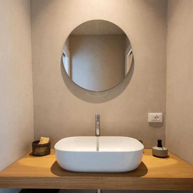 Oikos Rooms - Grande Chambre Double - 10