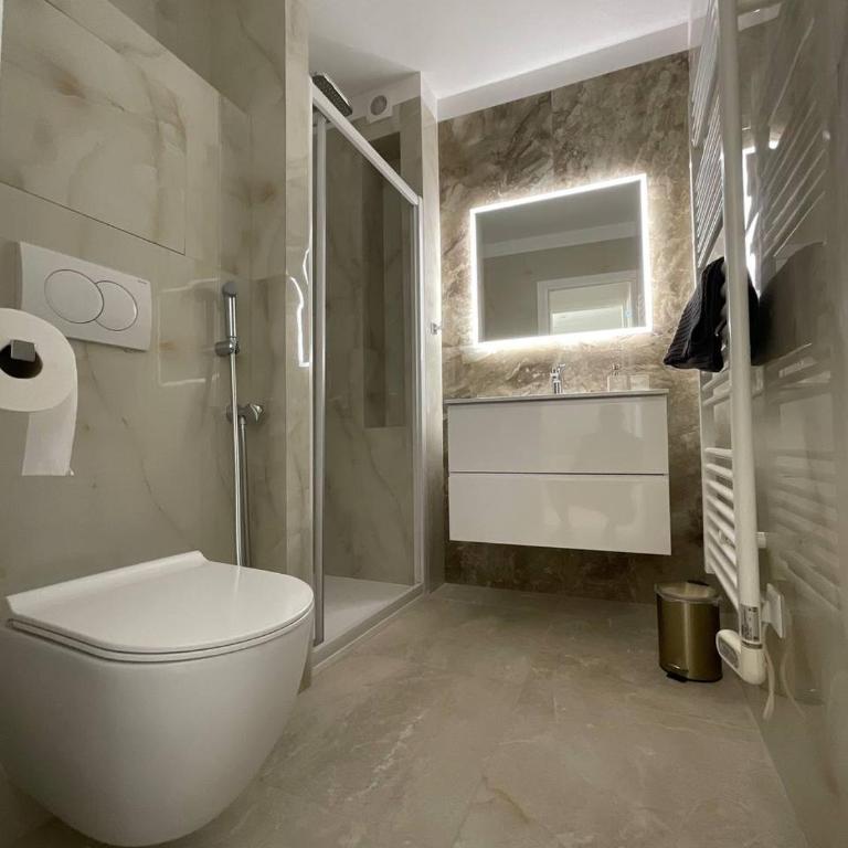 Newly renovated 3-rooms apartment in the heart of old Cannes, up to 6 persons - Appartement 2 Chambres avec Vue - 21