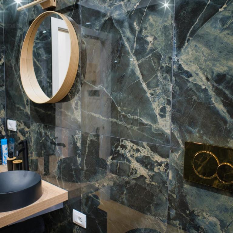 Torino d'Amare Suite - King Room with Spa Bath - 23
