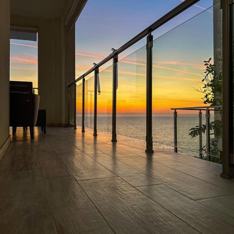 Paradise beachfront view 1 - Two-Bedroom Apartment - 36