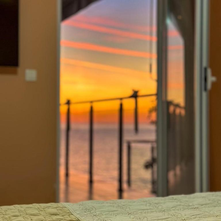 Paradise beachfront view 1 - Two-Bedroom Apartment - 39